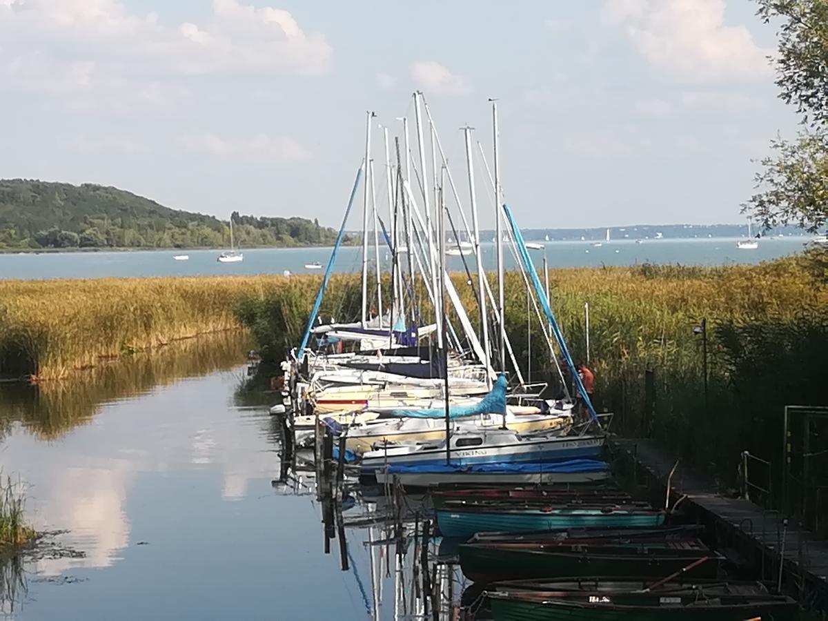 Betty Apartman Balatonfůzfő Εξωτερικό φωτογραφία